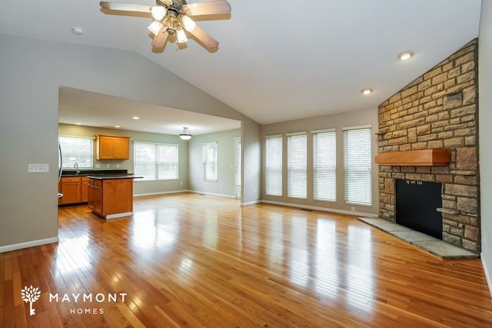 12896 Pacer Dr - Photo 4 of 15