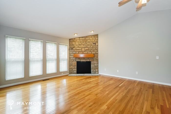 12896 Pacer Dr - Photo 5 of 15