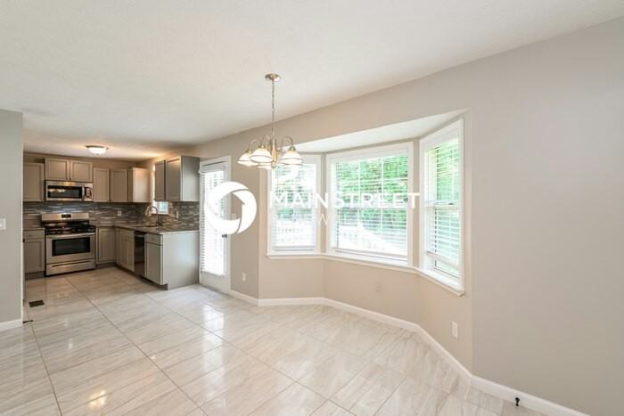 493 Stonemill Mnr - Photo 4 of 16