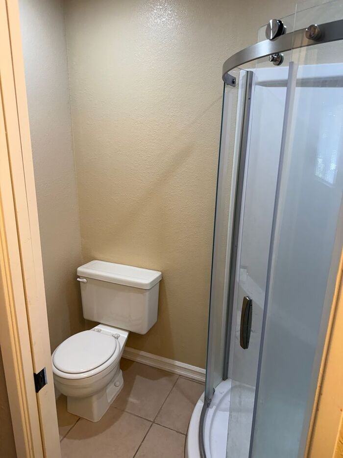24665 Sylvan Glen Ct #1 - Photo 4 of 7