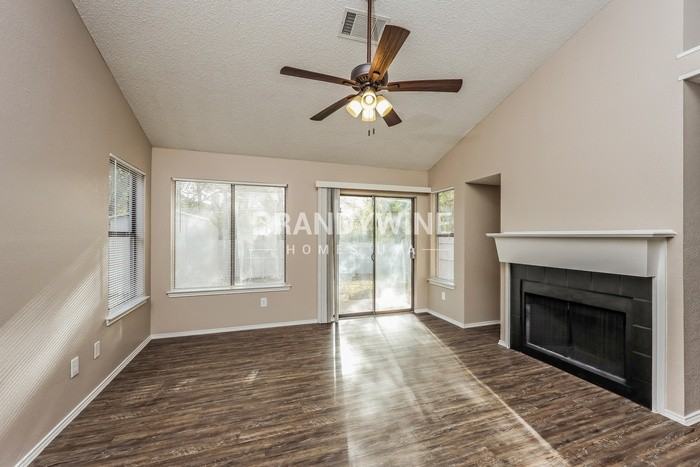 922 Gable Ave - Photo 3 of 25