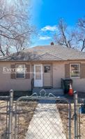 featured image of 943 E Las Animas St