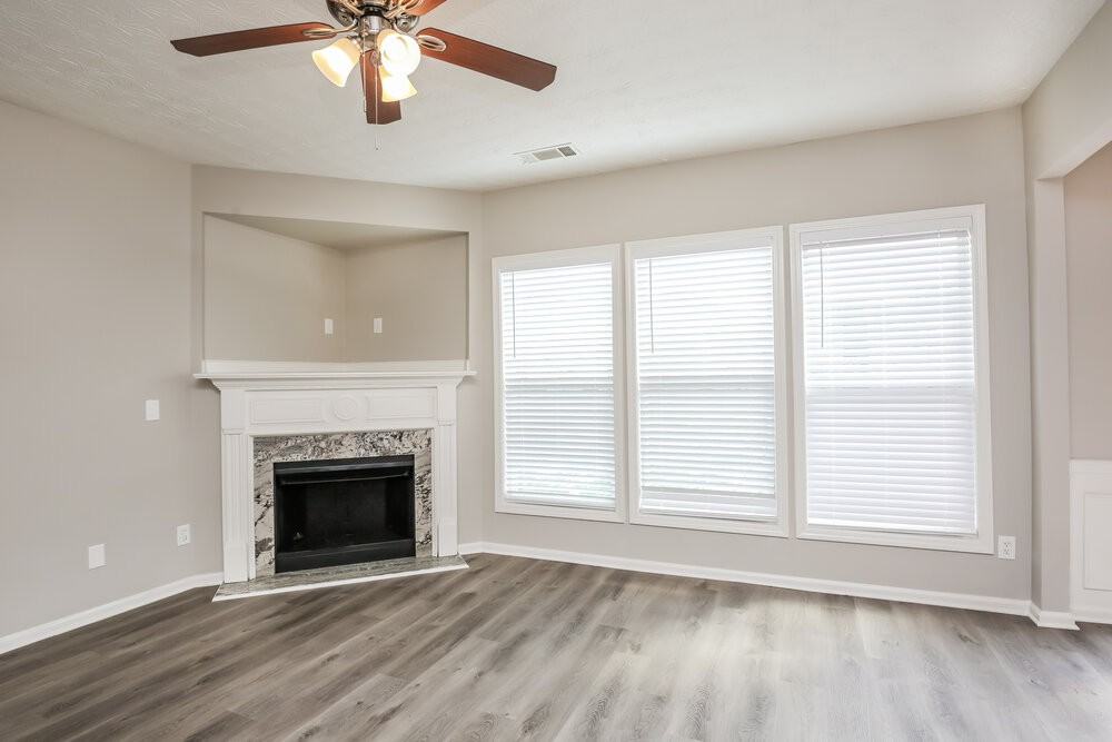 461 Pond Weed Dr - Photo 5 of 18