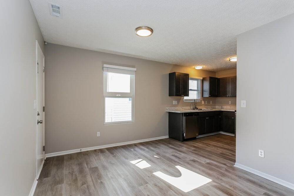 6303 Artesia Dr - Photo 6 of 17
