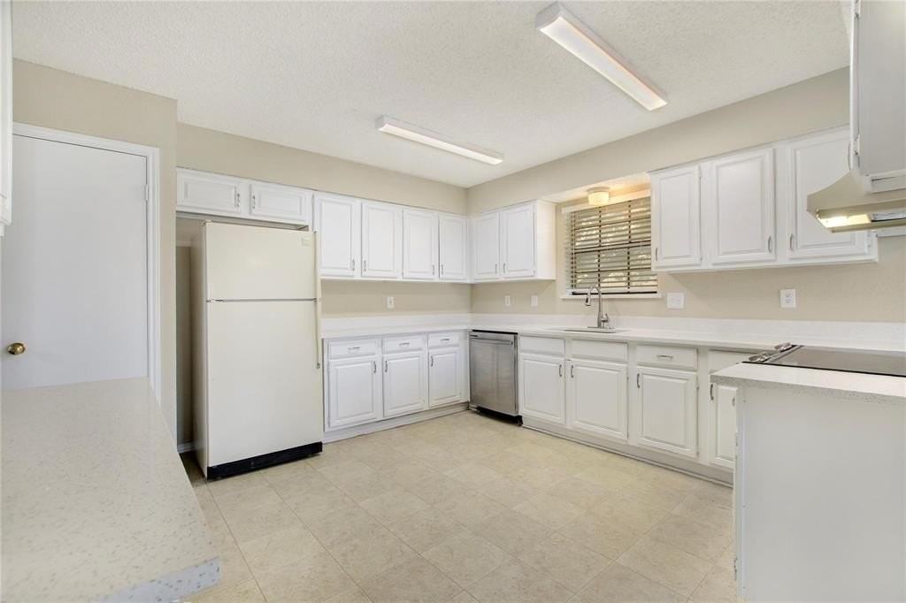 4115 San Mateo Dr - Photo 3 of 17