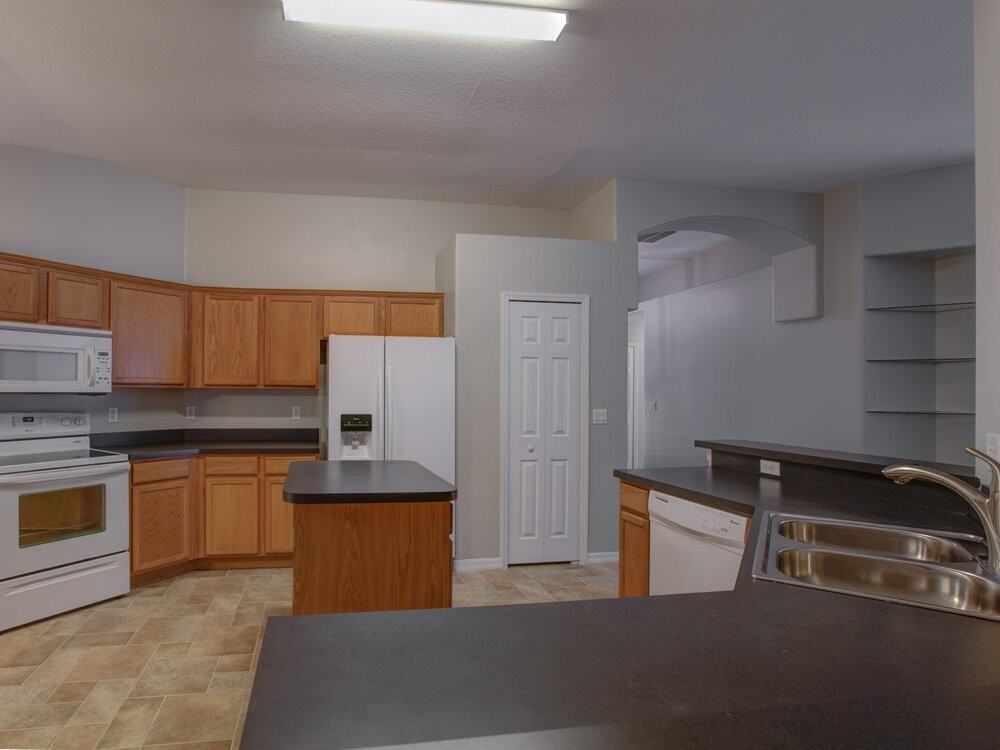 4232 Forest Island Dr - Photo 4 of 14