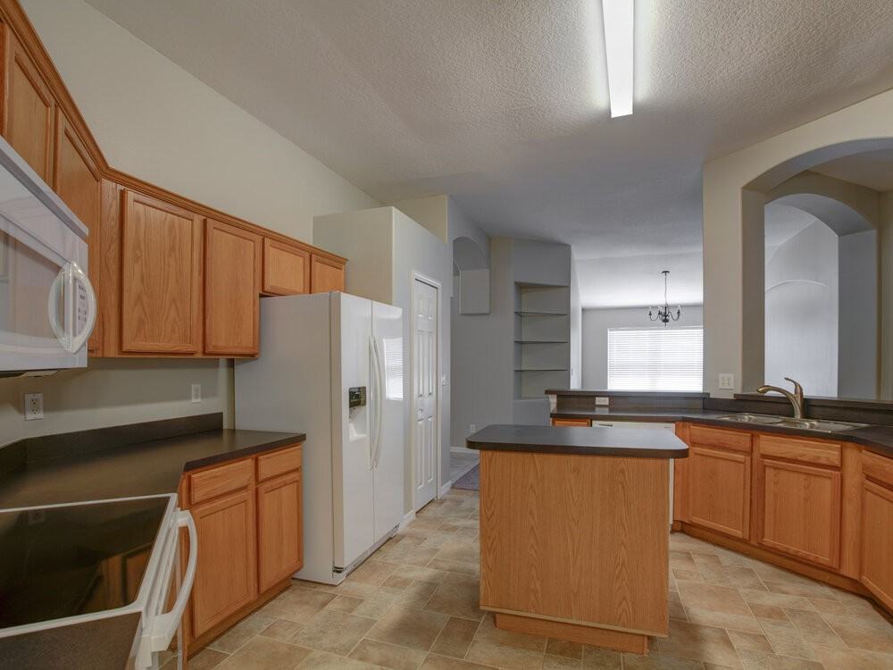 4232 Forest Island Dr - Photo 5 of 14