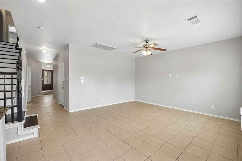 2013 Cranberry Ct - Photo 7 of 16