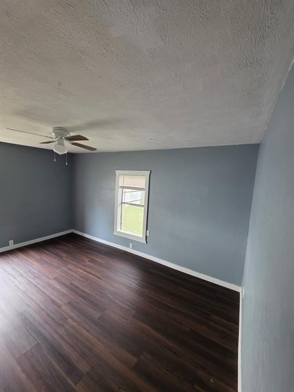 2204 Salisbury Ave - Photo 4 of 10