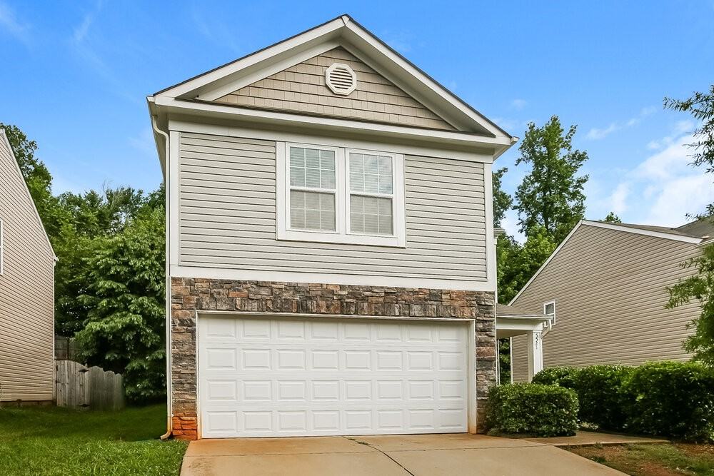 5521 Twin Brook Dr - Photo 5 of 17