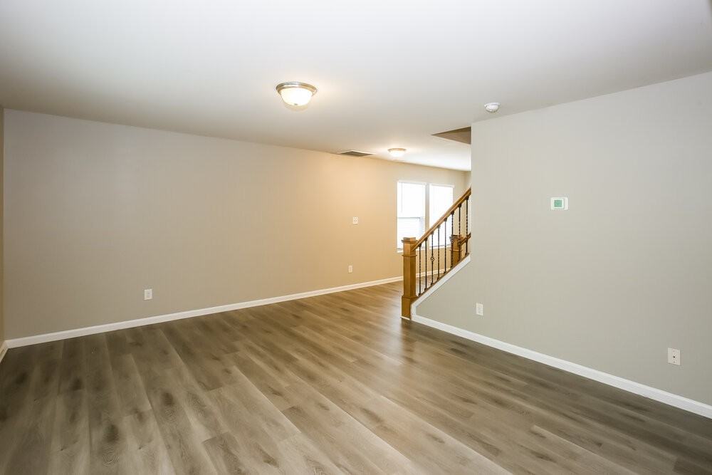 5521 Twin Brook Dr - Photo 6 of 17