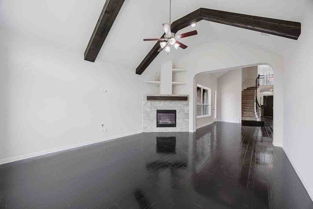 5650 Civetta Ct - Photo 7 of 32