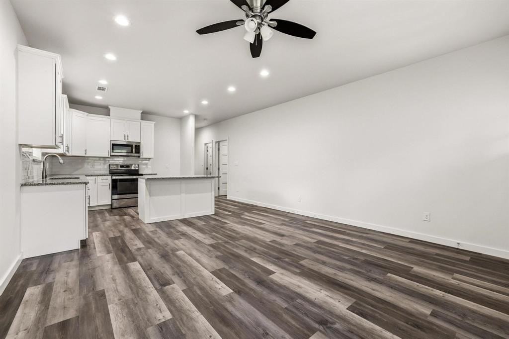 1221 W Johnson St - Photo 6 of 27