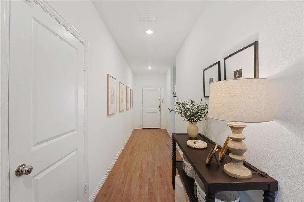 5028 Waterway Dr - Photo 3 of 40