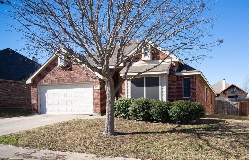 6823 Woodcrest Ln - Photo 2 of 17