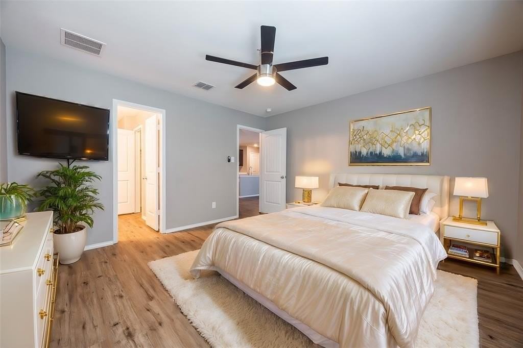 5661 Mcclelland St - Photo 6 of 28