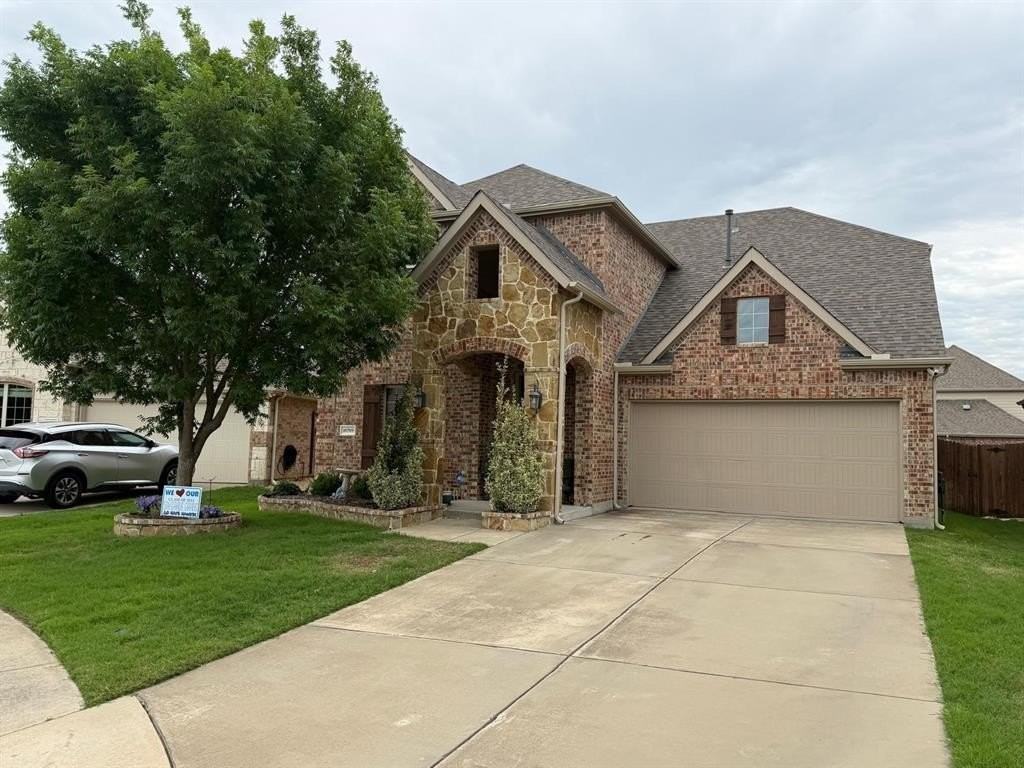 10709 Blake Gdns - Photo 2 of 5