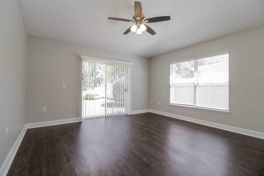 12503 Woodbury Cove Dr - Photo 7 of 16