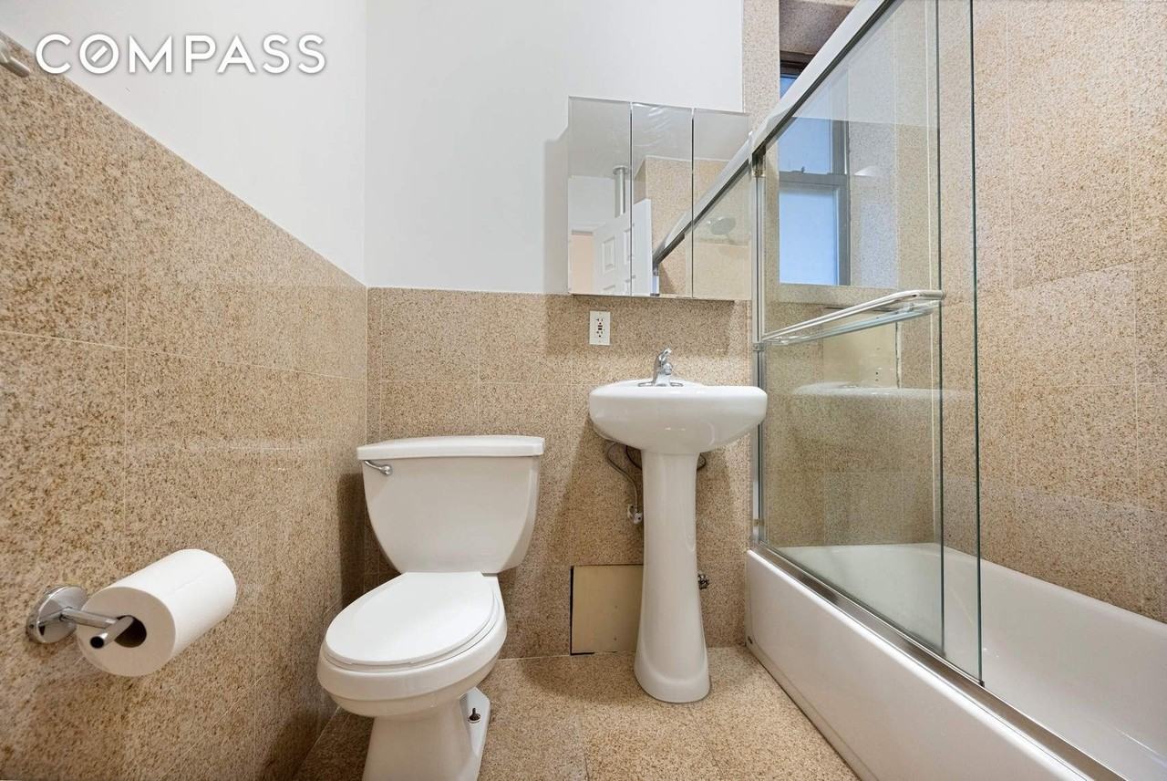 370 Columbus Ave #3K - Photo 6 of 11