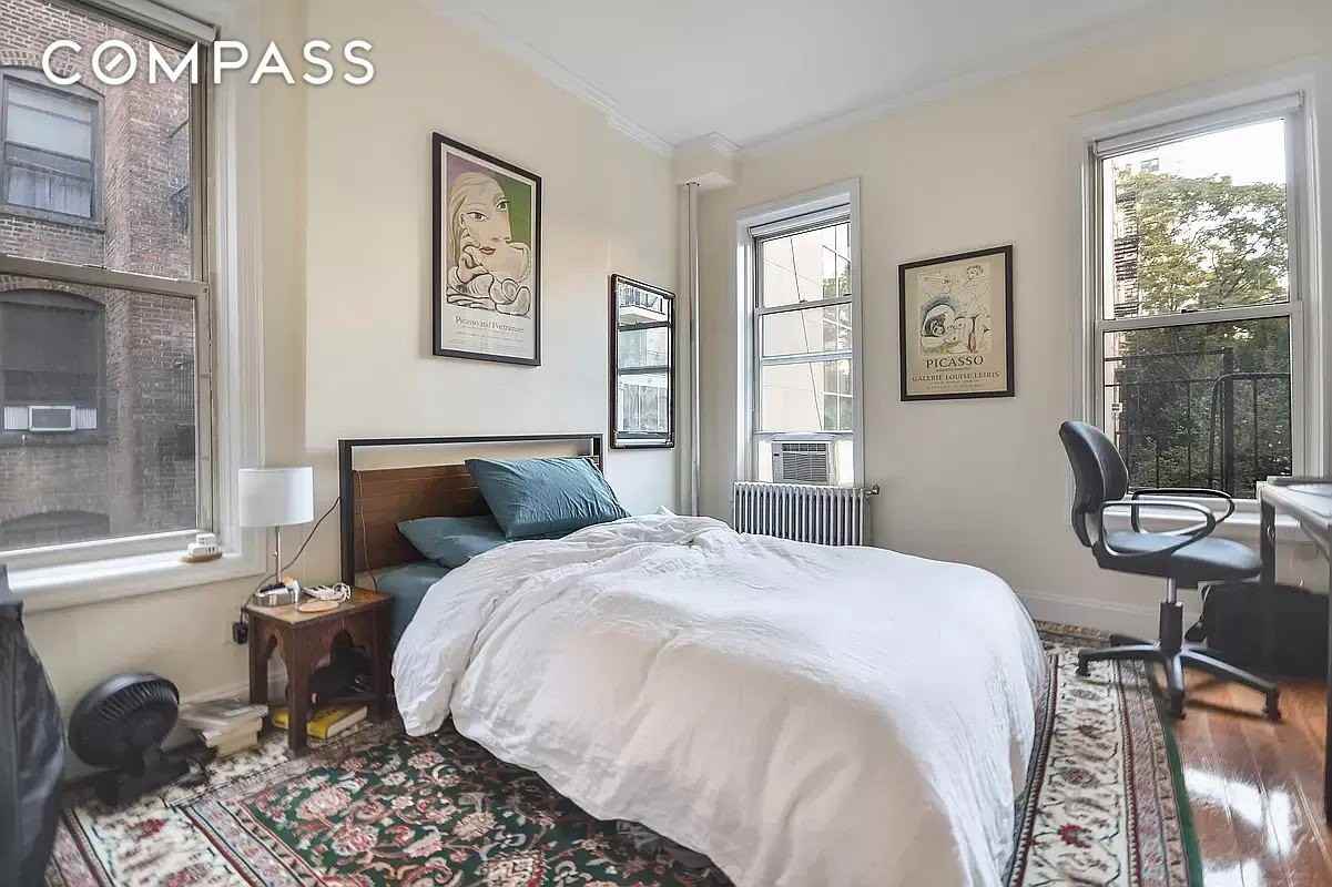 1273 1st Ave #4 - Photo 3 of 5