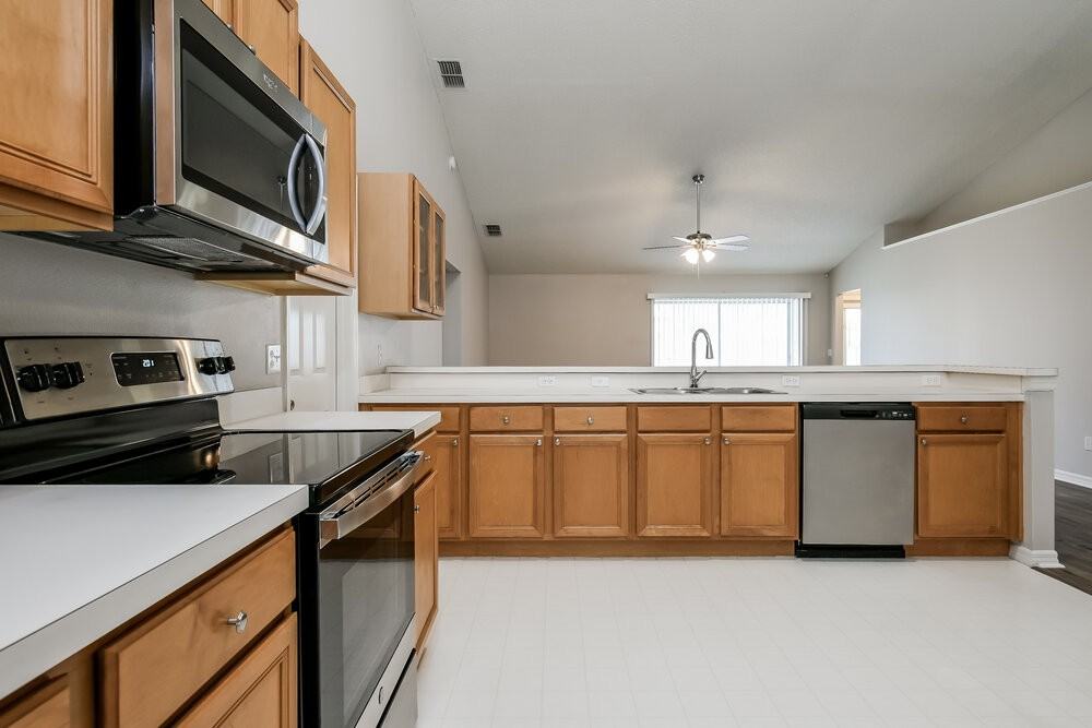 11711 Sir Winston Way - Photo 7 of 16