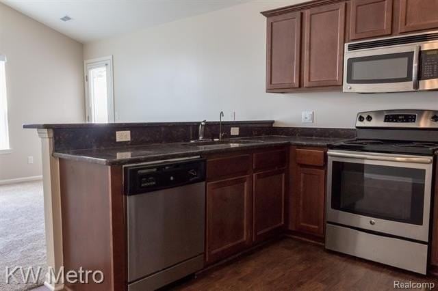 49144 W Woods Dr - Photo 5 of 15