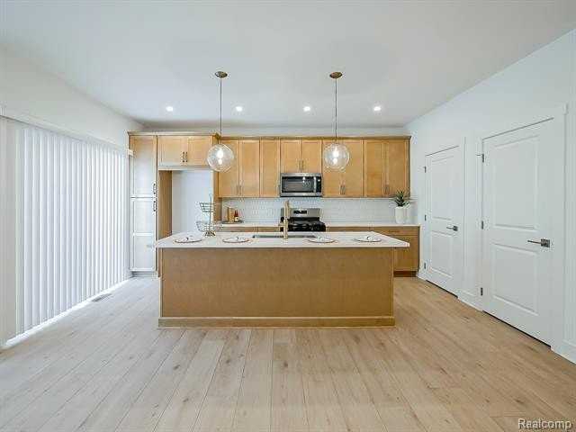 41503 Breck - Photo 2 of 44