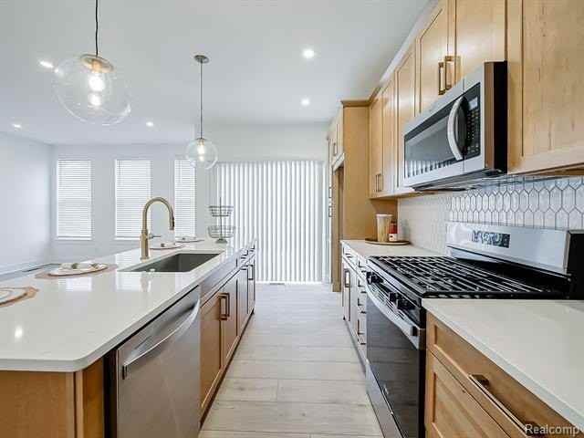 41503 Breck - Photo 4 of 44