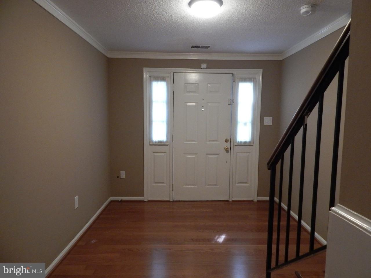 23 S Floyd St - Photo 2 of 14