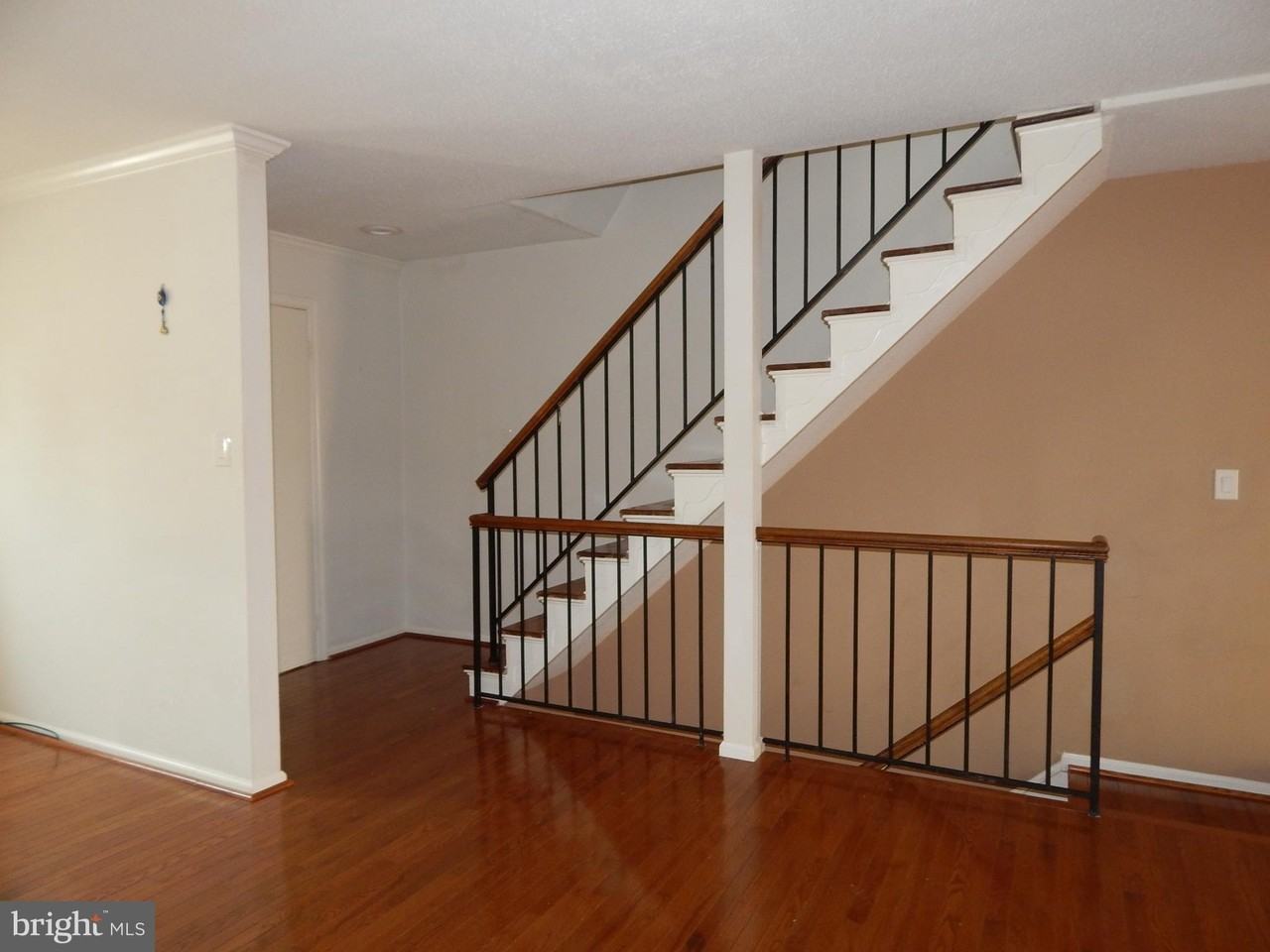 23 S Floyd St - Photo 5 of 14