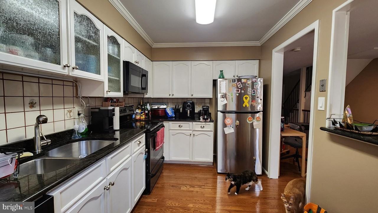 23 S Floyd St - Photo 7 of 14