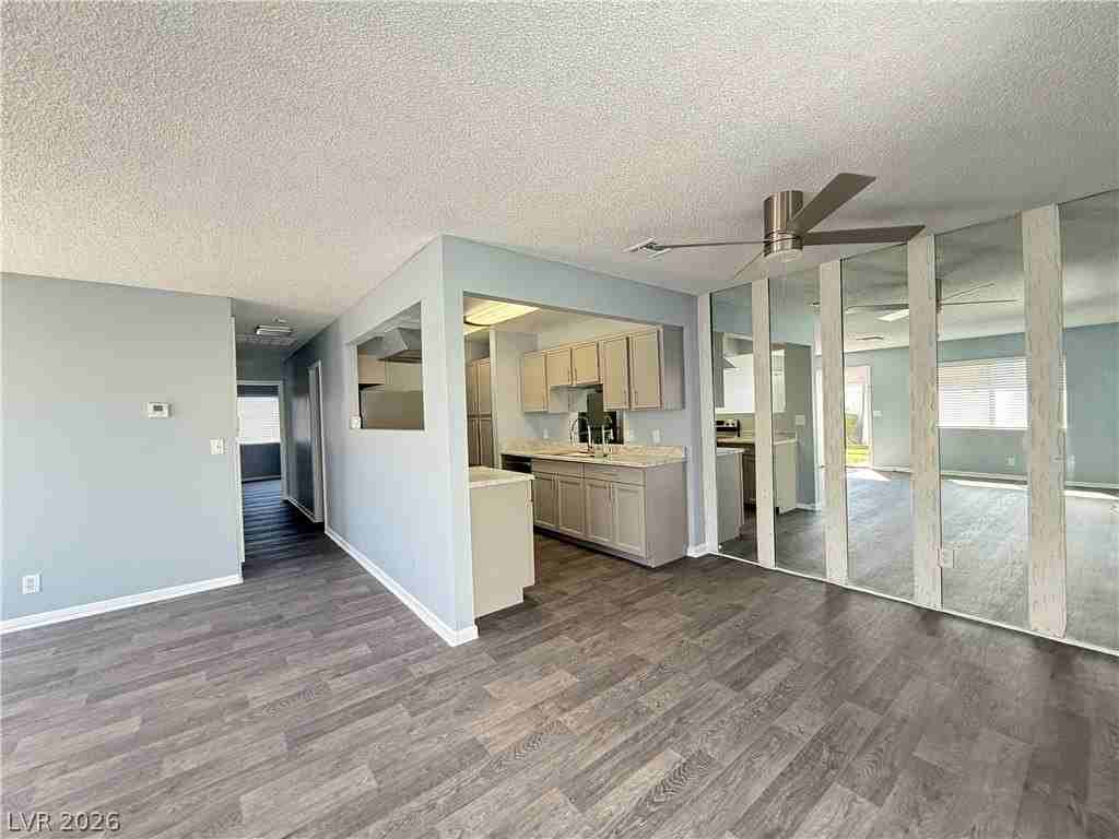 3605 3605 Villa Knolls E Drive - Photo 5 of 17