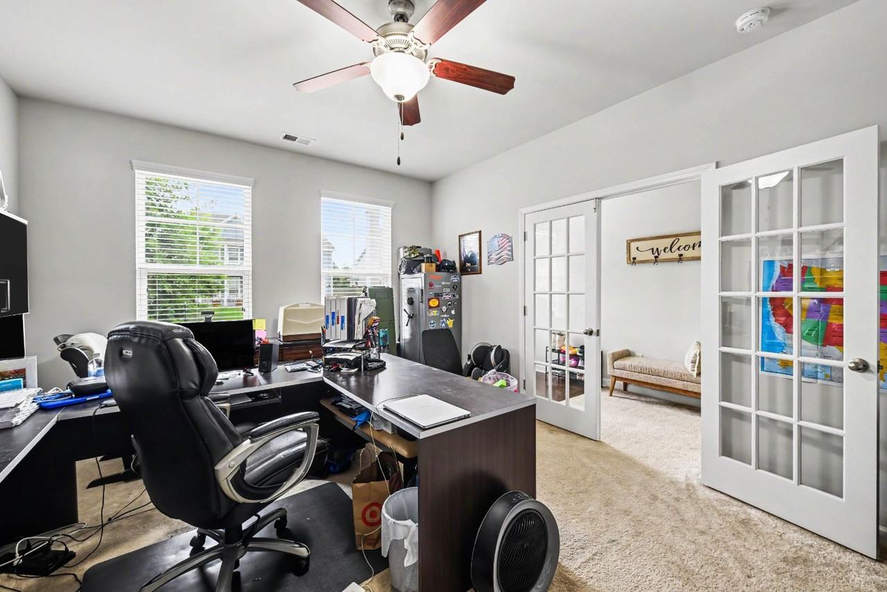 403 Eva St - Photo 7 of 11