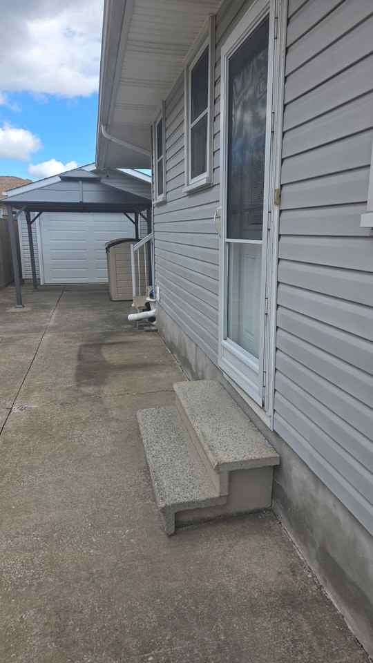 7564 Redhaven Crescent - Photo 7 of 8