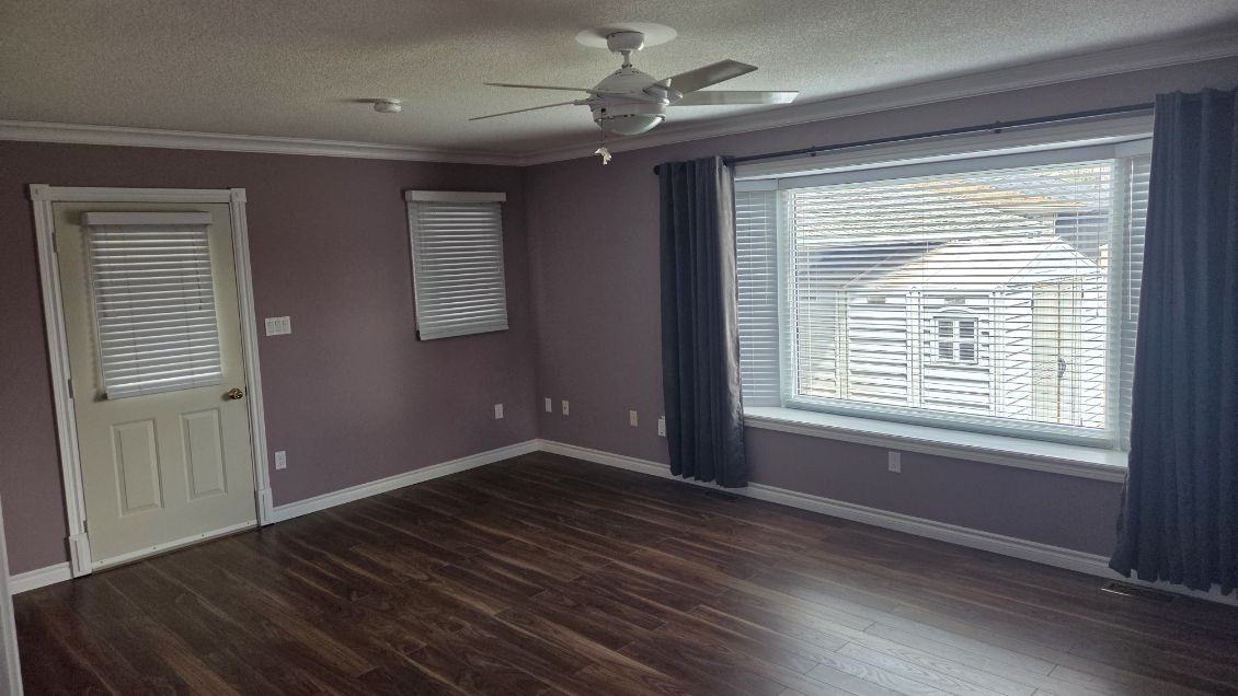 7564 Redhaven Crescent - Photo 3 of 8