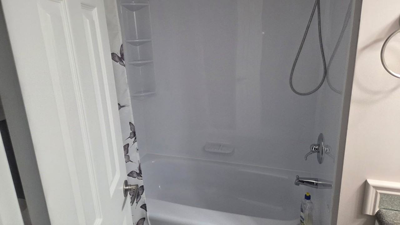 7564 Redhaven Crescent - Photo 6 of 8