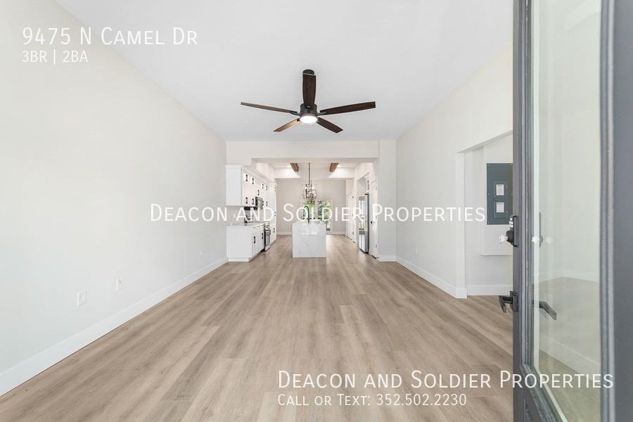 9475 N Camel Dr - Photo 3 of 45