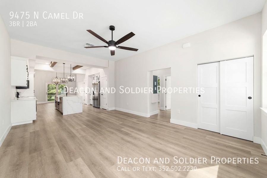 9475 N Camel Dr - Photo 4 of 45