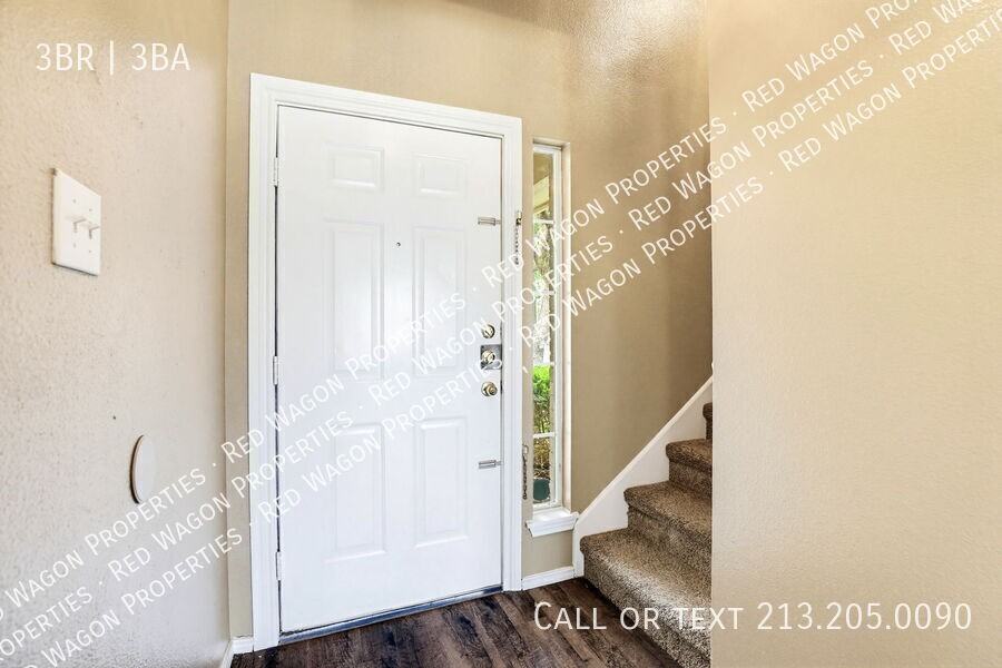 9139 Laguna Hls - Photo 2 of 21