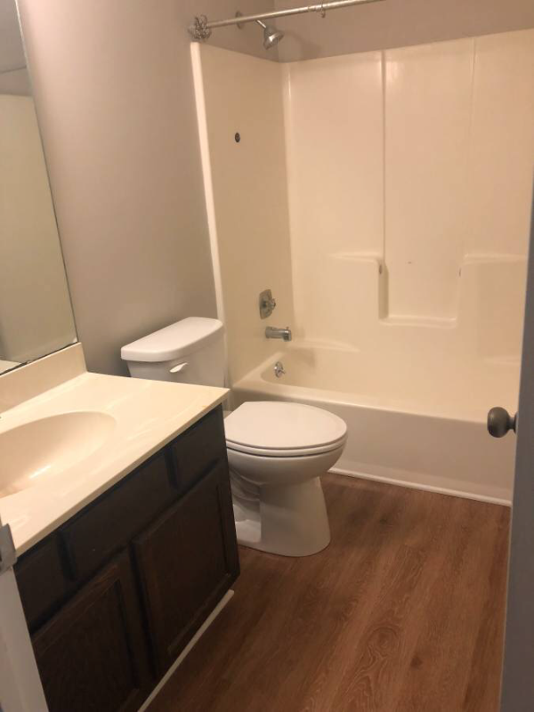 1111 Keswick Pl #15 - Photo 2 of 6