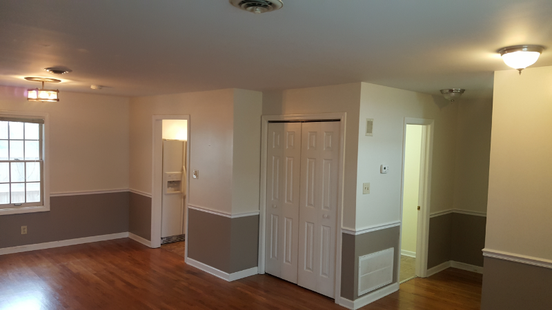 469 Bramblewood Ln - Photo 3 of 23