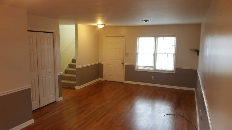 469 Bramblewood Ln - Photo 4 of 23