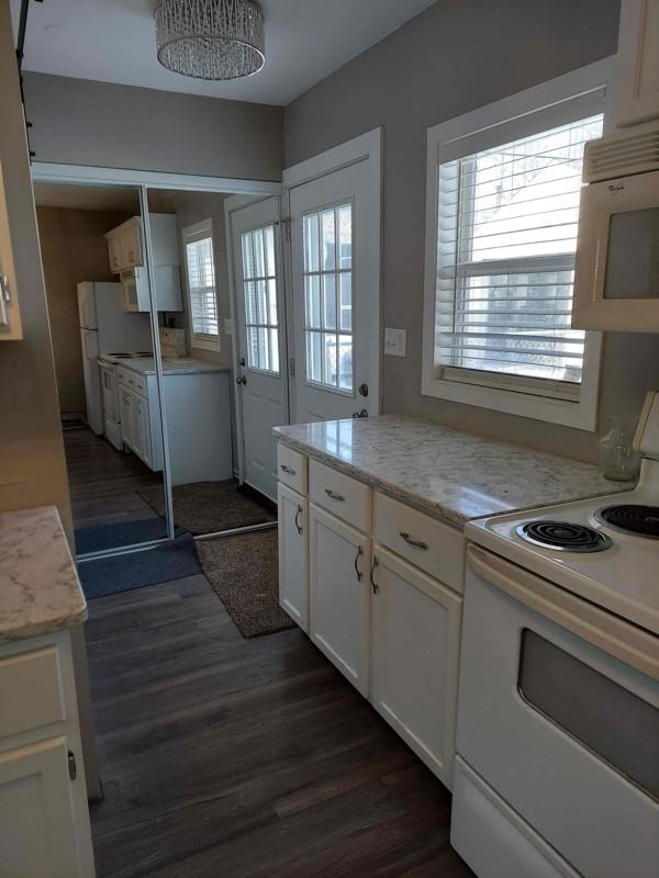 1316 11th Ave S - Photo 5 of 10