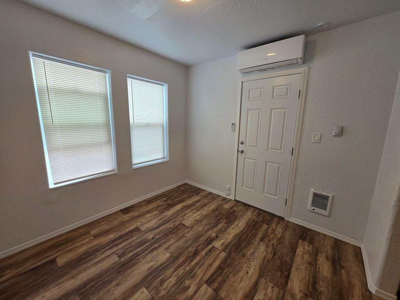 311 N Tower Ave #12 - Photo 2 of 5
