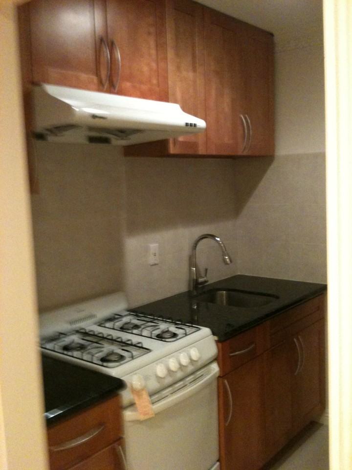 1145 S Granada Ave - Photo 4 of 7