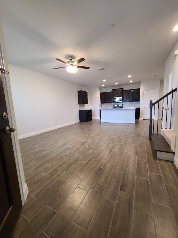6825 Andrew Dr - Photo 3 of 23