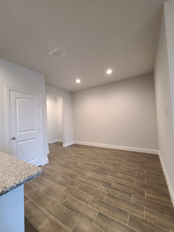 6825 Andrew Dr - Photo 6 of 23