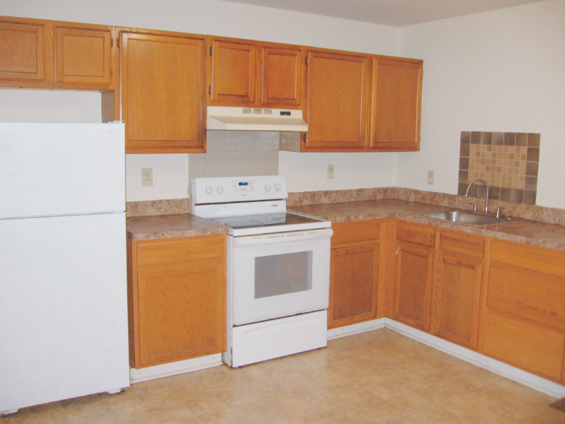 1012 Constitution Dr #1 - Photo 4 of 9