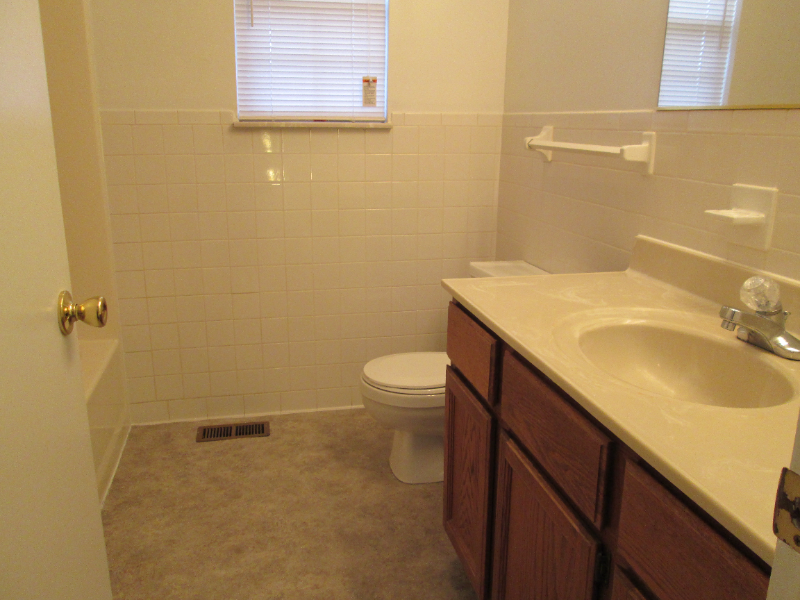 1725 Kim Watt Dr #16 - Photo 5 of 14
