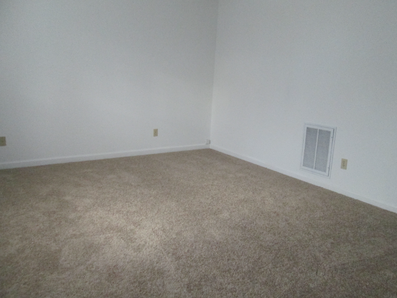 1725 Kim Watt Dr #16 - Photo 7 of 14